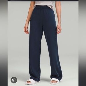 Lululemon high rise softstreme pants
